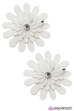 Petal Pusher - White